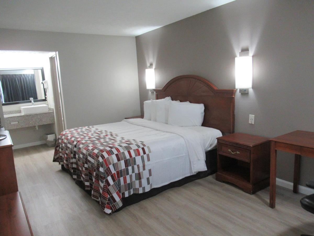 Red Roof Inn Walton - Ричвуд Екстер'єр фото