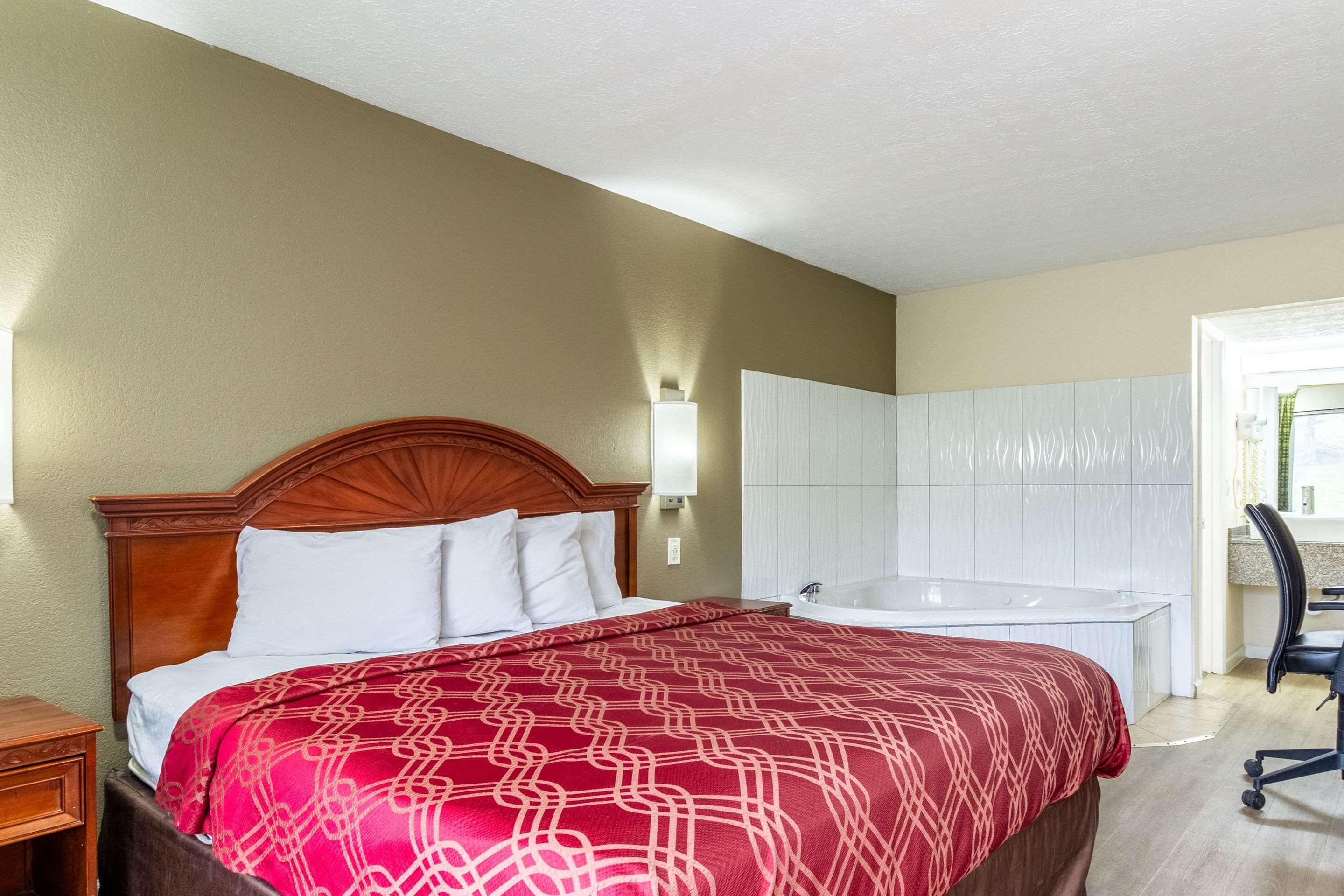 Red Roof Inn Walton - Ричвуд Екстер'єр фото