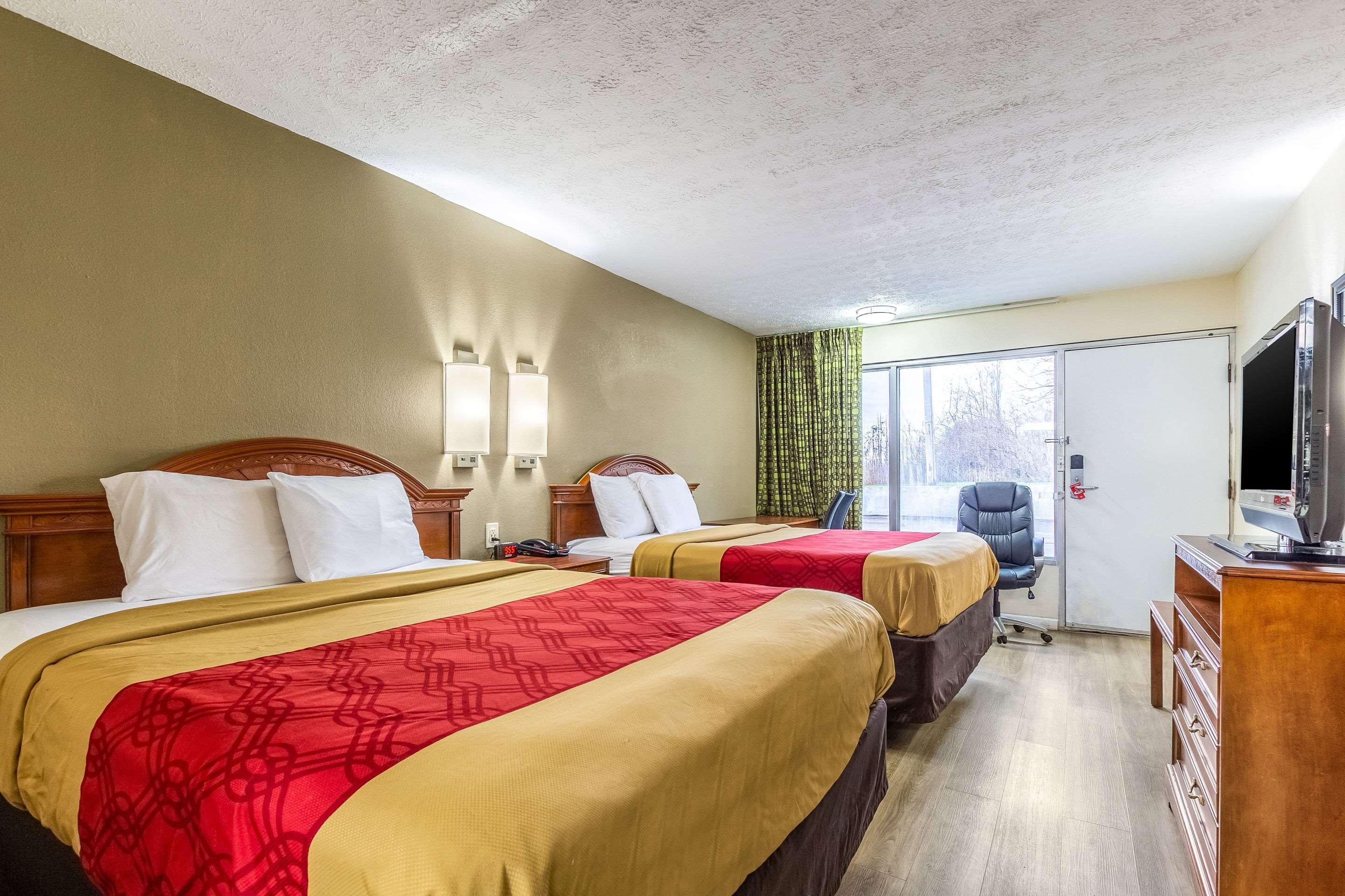 Red Roof Inn Walton - Ричвуд Екстер'єр фото