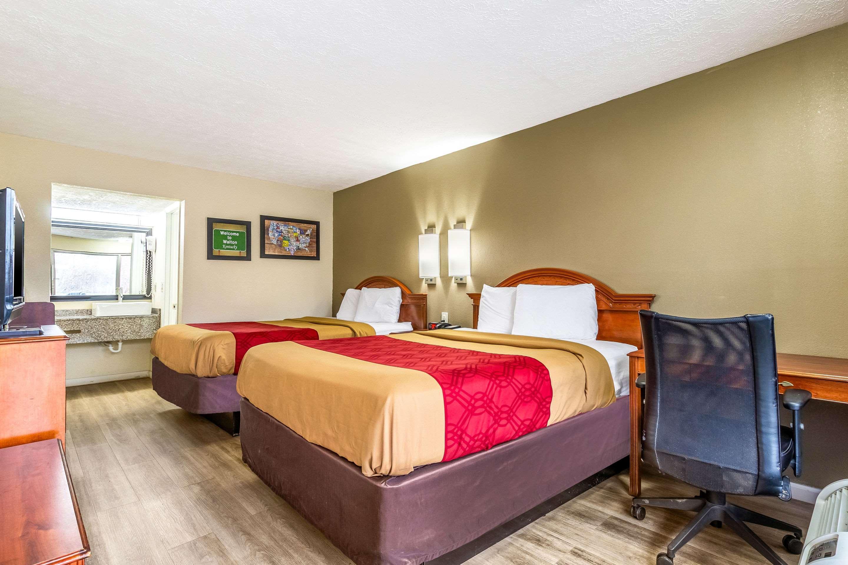 Red Roof Inn Walton - Ричвуд Екстер'єр фото